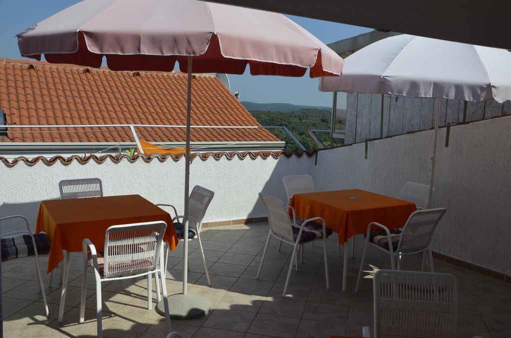 Apartment Ivanis *
